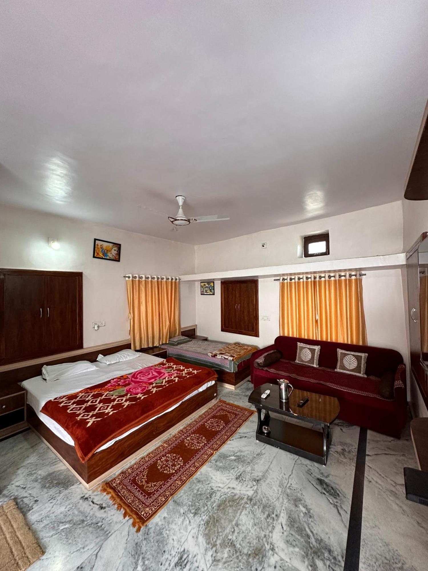 Laxmanji Villas Monte Abu Exterior foto